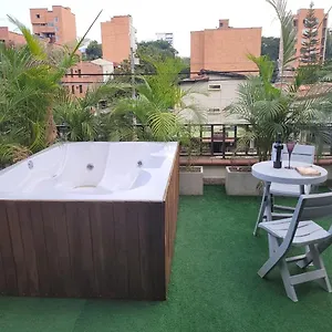 The Emerald, Apartamento Medellín